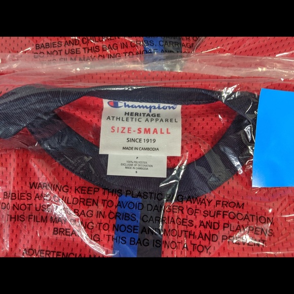 🎅🏻 3/$50 👯‍♀️Host Pick⚡️Champion Heritage YC Tee- Script Logo - Picture 8 of 8